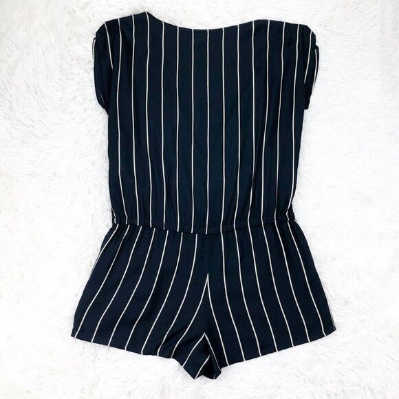 Silence + Noise Black Striped Sleeveless Romper Small - Picture 2 of 6